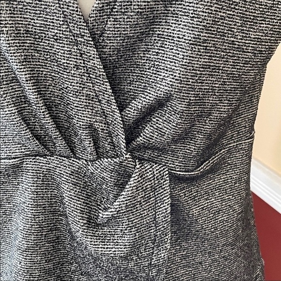 J. Crew sleeveless top size medium - Picture 3 of 5